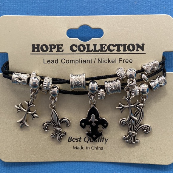 Fleur-de-Lis Charm Bracelet, NWT - Picture 3 of 4